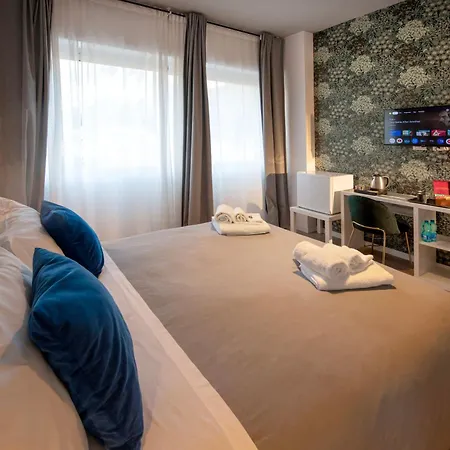 Vb Luxury
