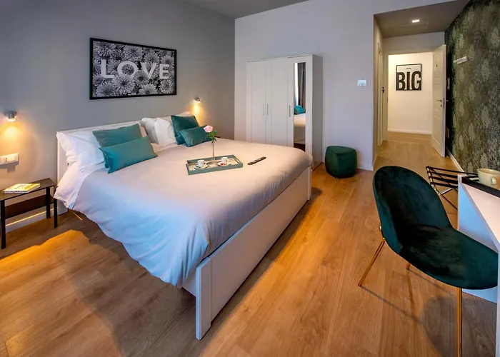 Pensión Vb Luxury 4*